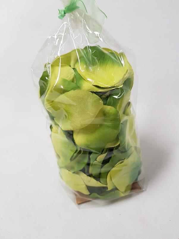 Artificial Rose Petals - Image 6