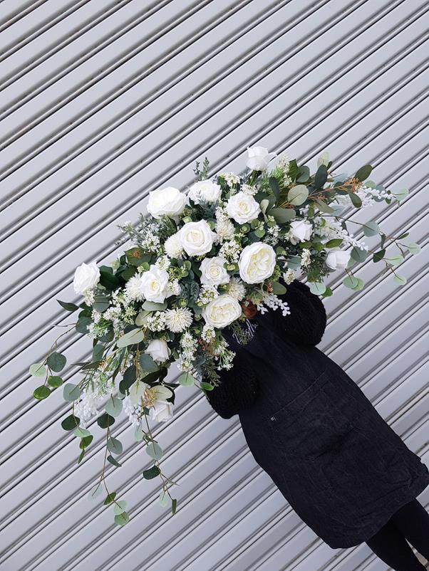 Artificial Arch Swag 'Everleigh' - Image 2